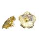 BRINCO FLOR FOLHEADO A OURO 18K - 2,5CM